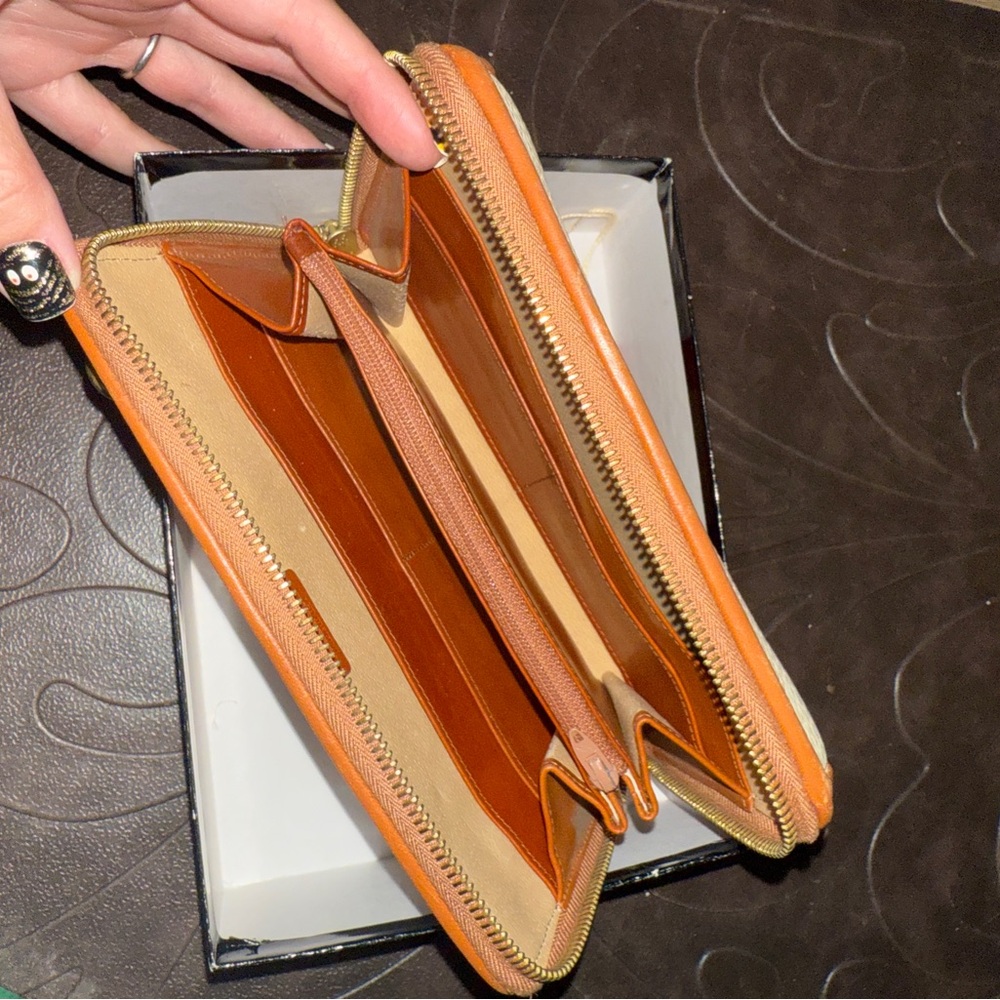Dooney & Bourke Leather Clutch - Picture 2 of 7